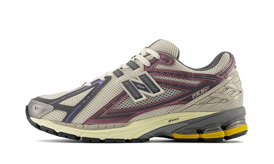 New Balance 1906R &#39;Licorice&#39;