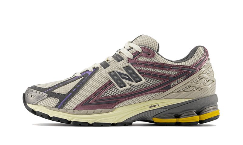 New Balance 1906R &#39;Licorice&#39;