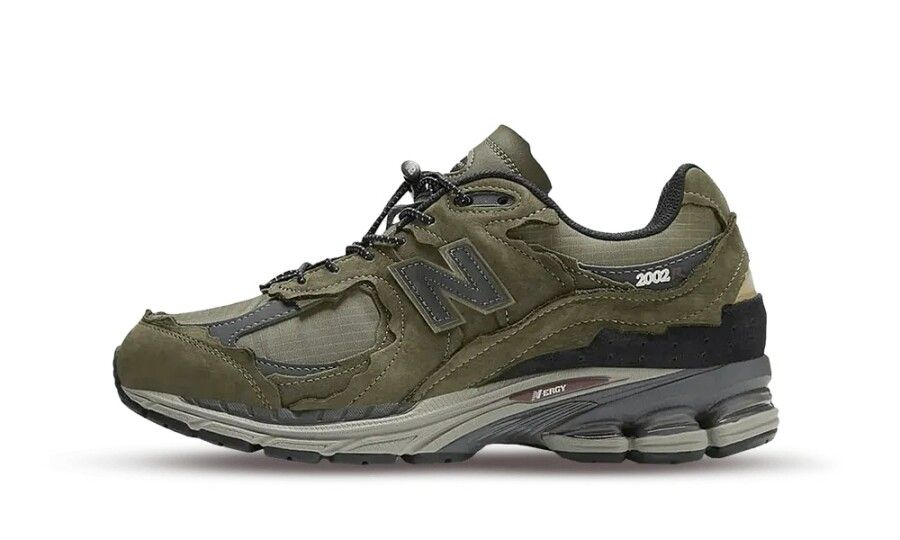 New Balance 2002R Protection Pack &#39;Dark Moss&#39;