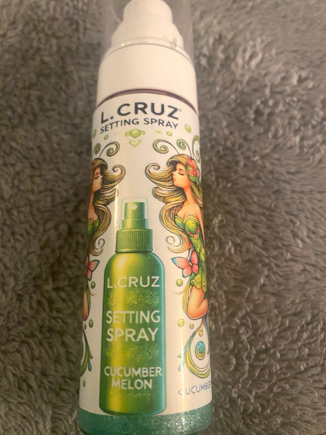 L.Cruz -Setting Spray Cucumber Melon (Shimmer)