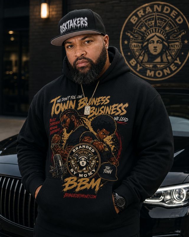 TOWN BUSINESS MERCH