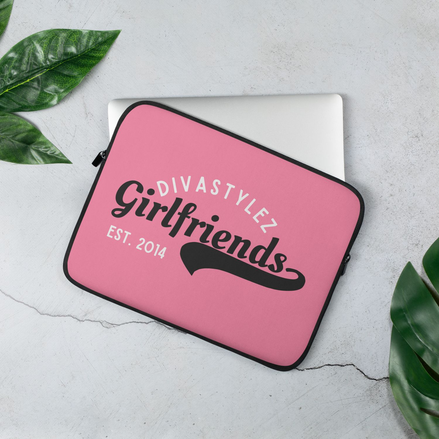 DIVASTYLEZ GIRLFRIENDS Laptop Sleeve