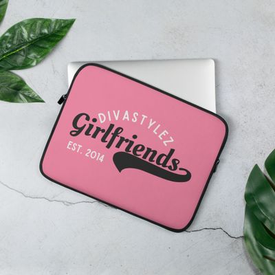 DIVASTYLEZ GIRLFRIENDS Laptop Sleeve