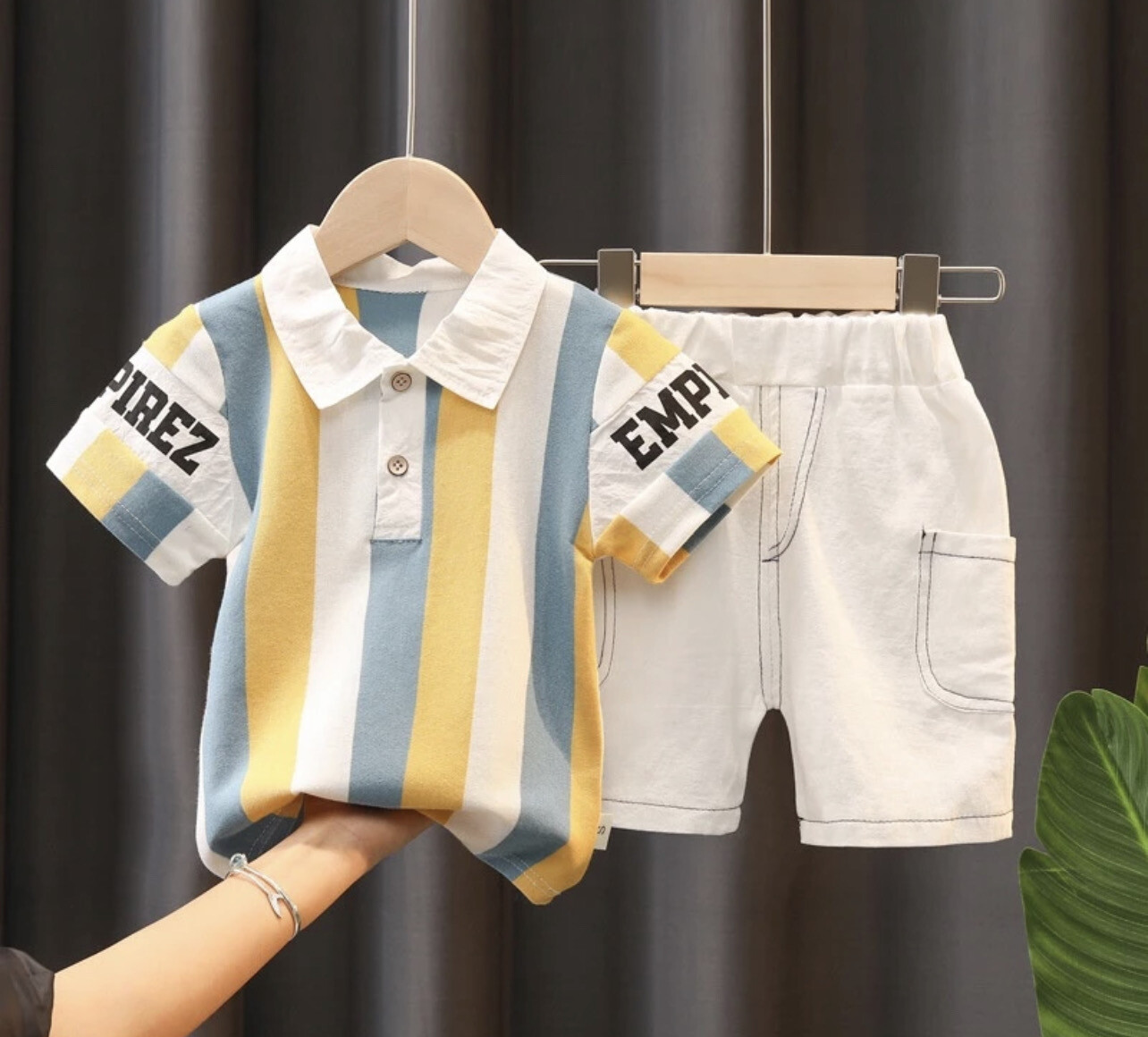 Boys suit children&#39;s lapel shirt baby striped t-shirt shorts two-piece set