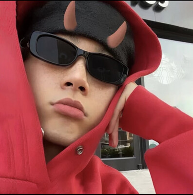 ￼Funny retro small frame sunglasses for men, Europe and 3pcs $10.00