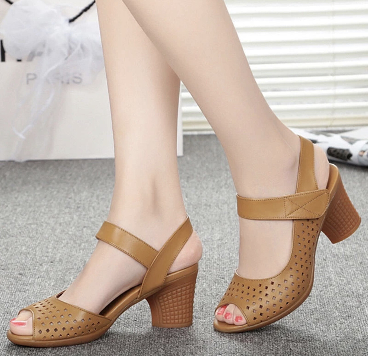 ￼Mid-Heel Thick-Heel Women&#39;s Sandals Velcro Simple Fish