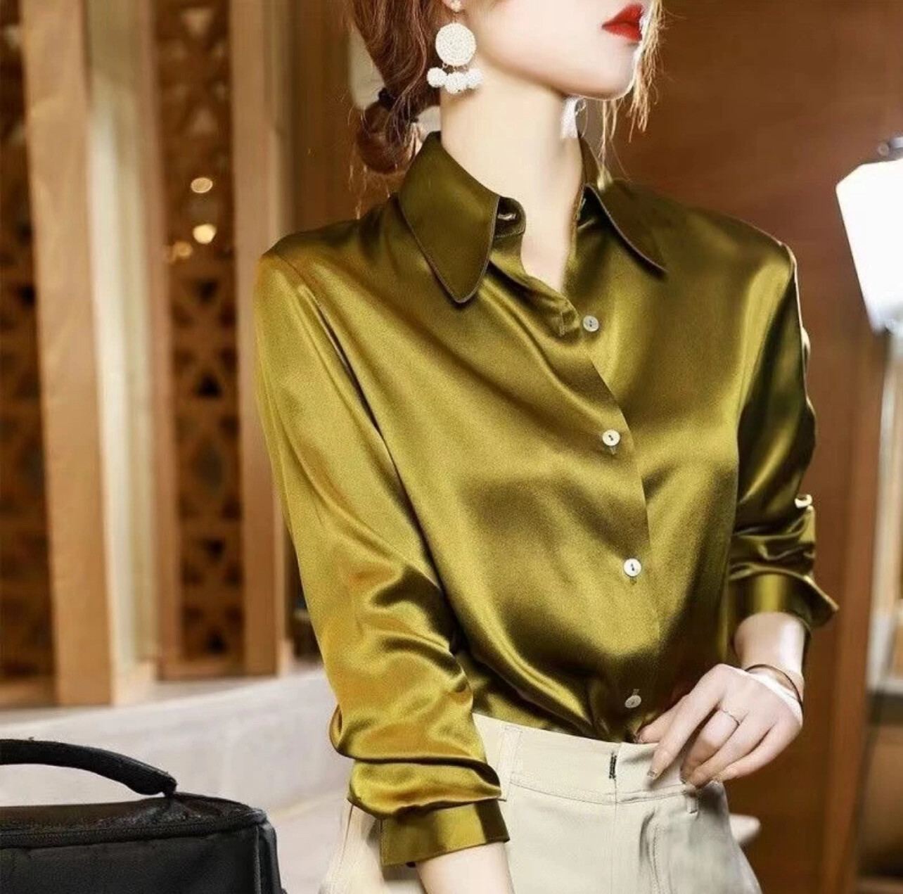￼Korean Style Women Ladies Loose Satin Long Sleeve Shirt Blouse Baju Baju Wanita Lengan Panjang