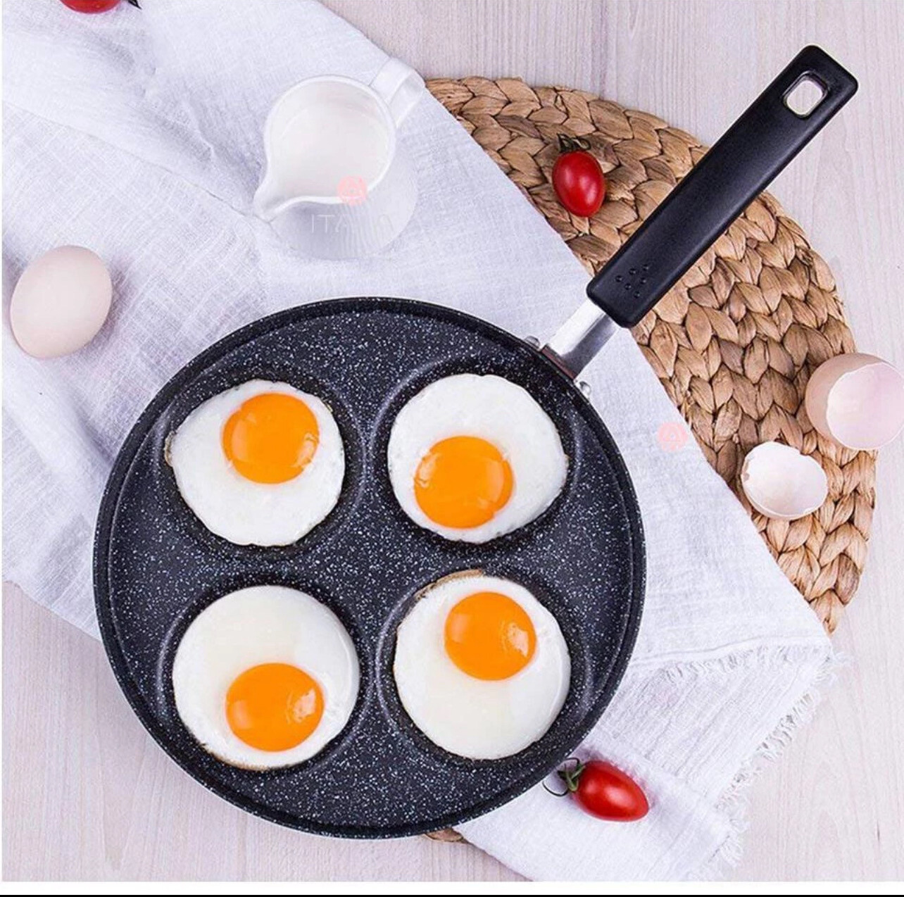 [UPGRADED MAIFAN MATERIAL] 4 Hole Pan 24cm Frying Pan Egg Pancake Maker Omelette Non Stick Spatula Telur Kuali Leper (Promo)