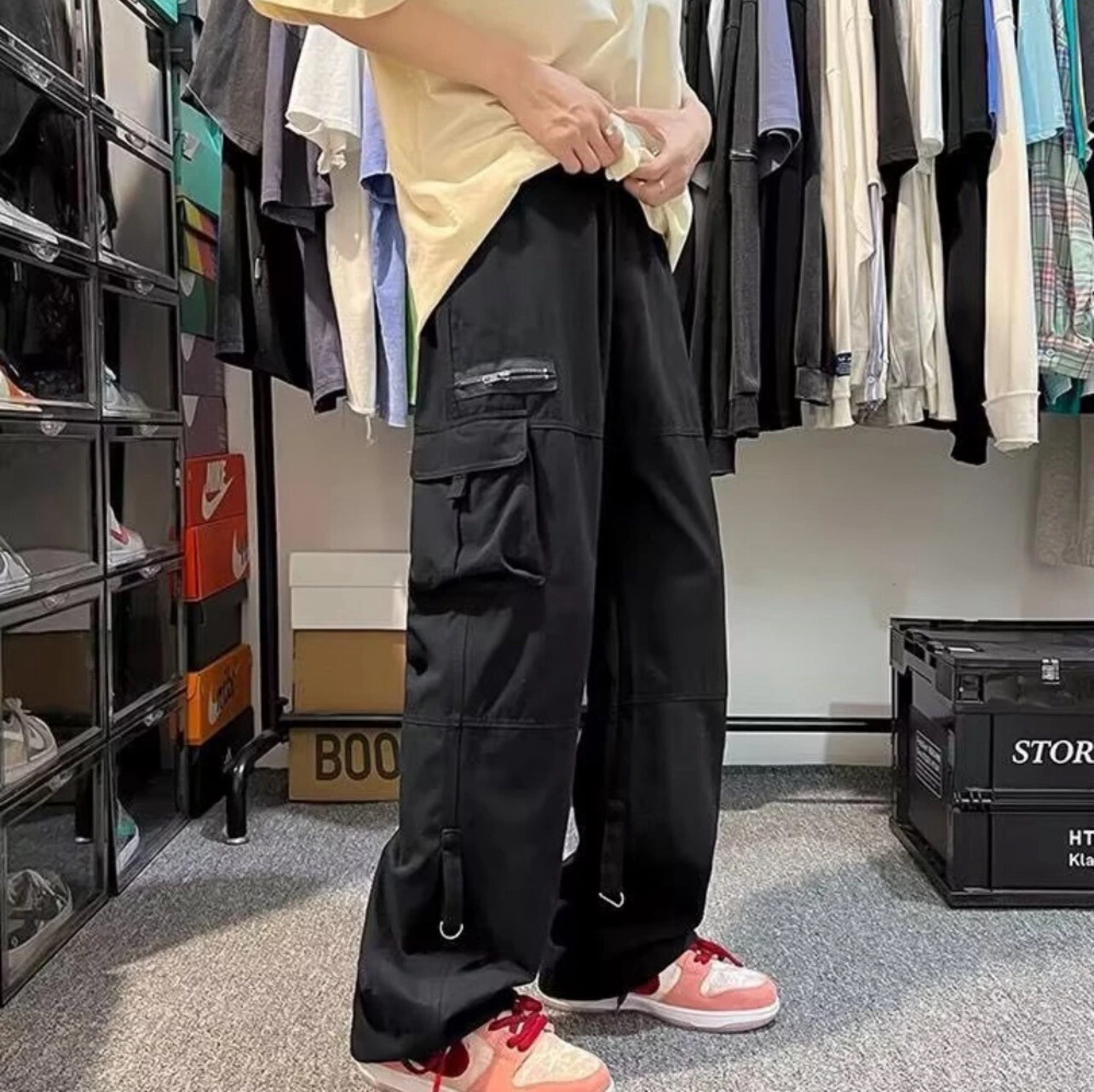 Trend Multi Pocket Cargo Pants Men Retro Cargo Pants Loose Straight Casual Pants Seluar kargo lelaki(M-5XL)