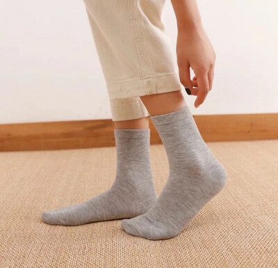 ￼Student School Men&#39;s unisex short socks solid colors anti-odor and sweat-absorbing cotton thin men&#39;s ankle socks V145 - 14pair (14 Kiri/14 Kanan)