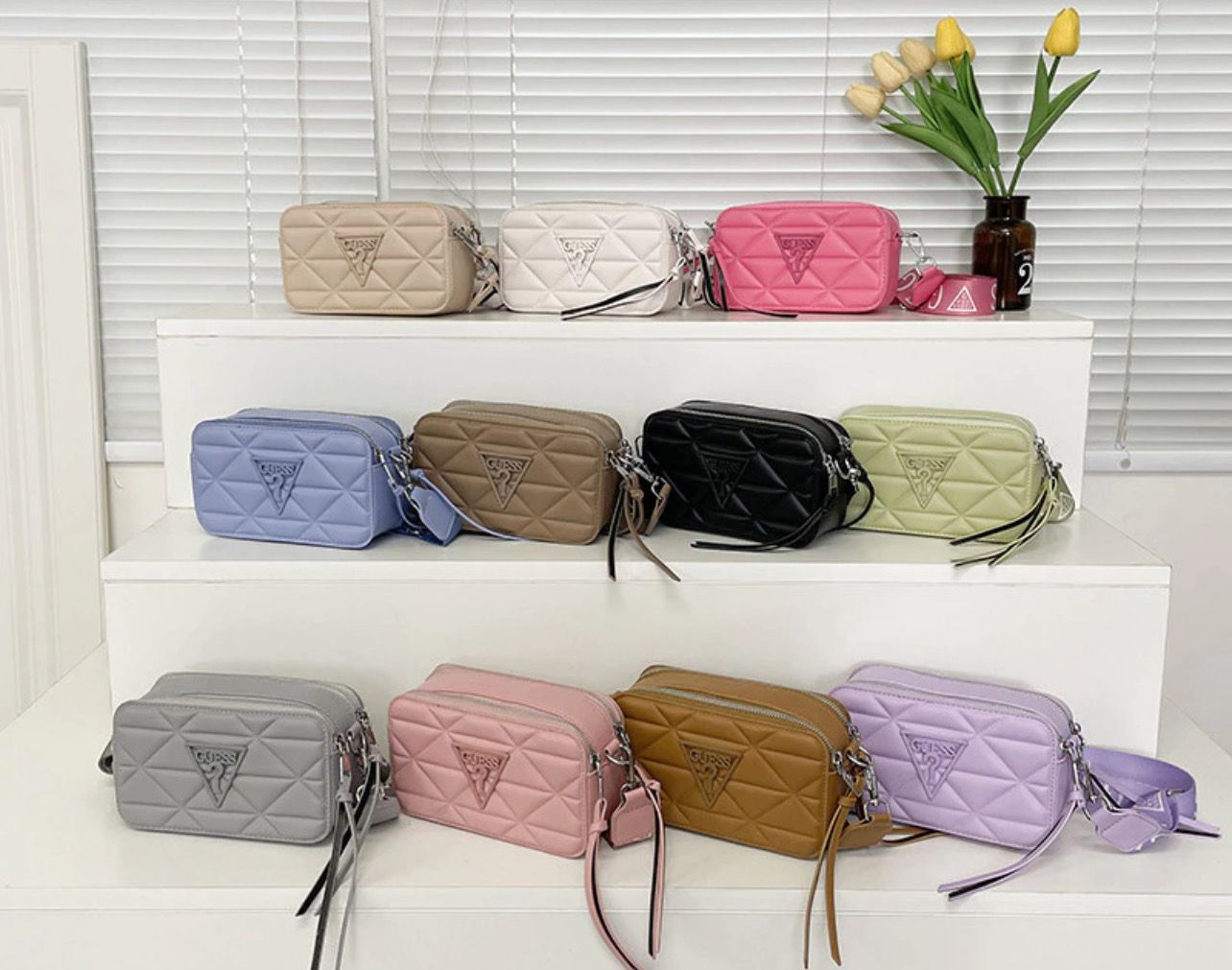 Niche Design Solid Color Camera Bag Casual Commuter Shoulder Bag Texture Diamond Embossed Cross-body Small Square Bag Fashionable All-match Zipper Bag Wear-resistant Wide Shou
