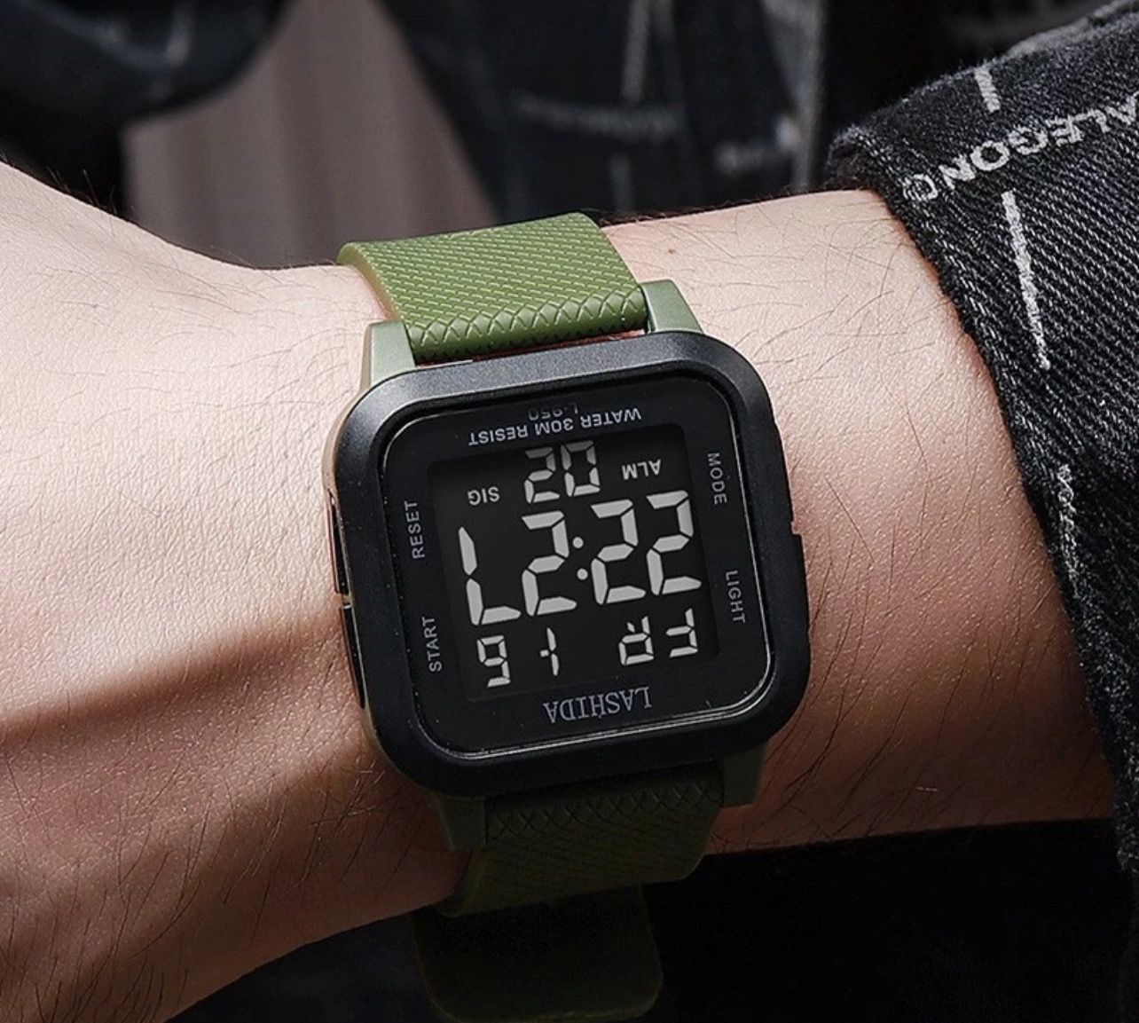 Square Men&#39;s Sports Watch Men&#39;s Silicone Strap Watches Multi-functional Digital Men&#39;s Wristwatches 1 pcs