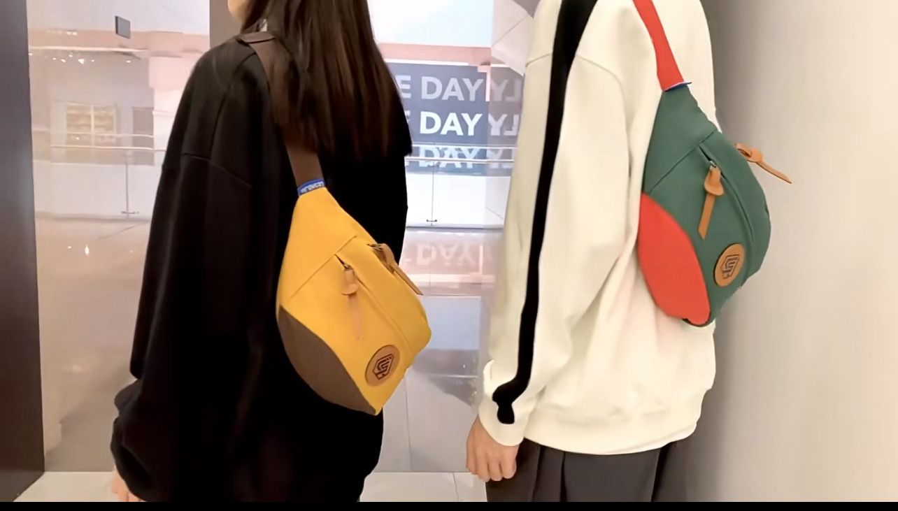 ￼Canvas Crossbody Bag Harajuku Simple Solid Color Crossbody Chest Bag for Women and Men New Korean Student Versatile Travel Shoulder Bag Trendy