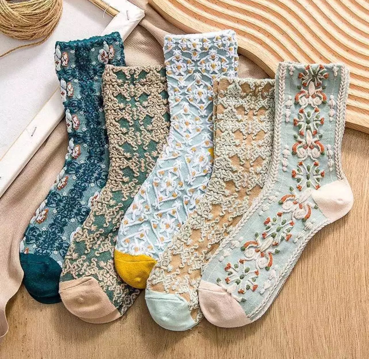 ￼Ladies Palace Style Retro Three-dimensional Embossed Socks Sweet Cute Mori Casual Wear Mid-tube Socks 6pair