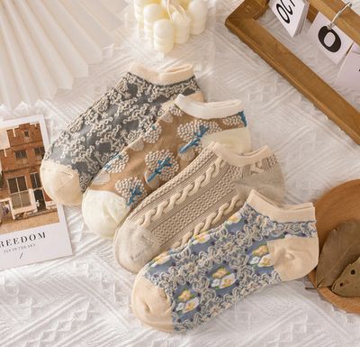 ￼Ladies Spring Autumn Socks Palace Style Non-Dropping Heel Boat Socks 6pair