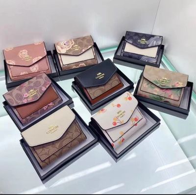 New Multi Style Exquisite Wallet with Box