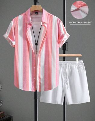 Manfinity Hypemode Men&#39;s Striped Printed Short Sleeve Top And Solid Color Shorts Set (1set)