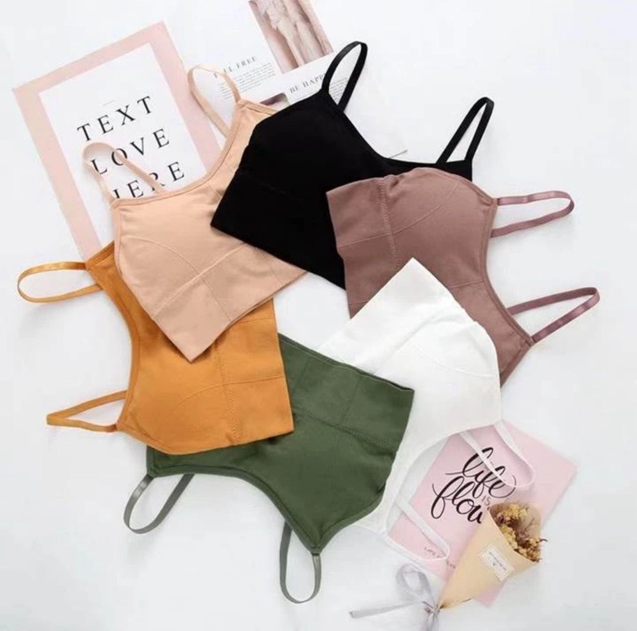 ￼【READY STOCK】Seamless Sport Bra Women Push Up Bra Lingerie Sport/Fitness/Yoga/Jogging Underwear Teenager Bra运动内衣 女孩内衣 4pcs
