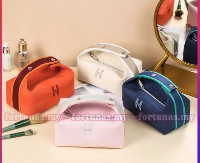 ￼Portable Cosmetic Bag Large Capacity High-quality Fortunas 1pcs $9/ 2pcs $14 - if beli 2 buat kuantiti 2 untuk change price