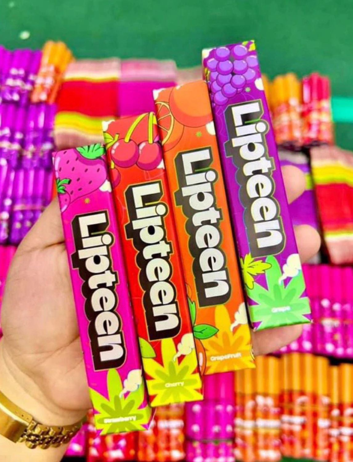 ￼Myca lipteen edition 3pcs