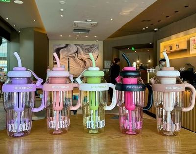 ￼Ins Style Water Cup High-looking straw kettle cute sports water cup Outdoor Travel Kettle