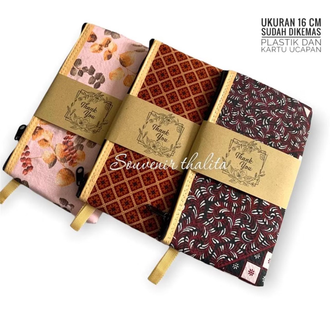 ￼Souvenir 25pcs Batik Wallet Size 19cm Zipper Plastic Packaging Wedding Souvenirs (batik pattern) 25pcs