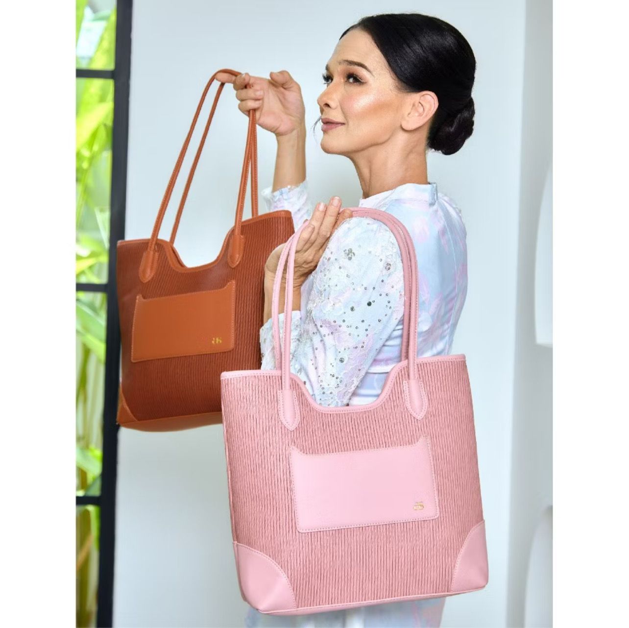 ￼AS JOJA (VEGAN LEATHER BAG) NO BOX