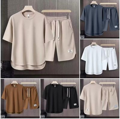 ￼【One Set】Summer Korean style Waffle Fashionable men&#39;s sports label Set  Plain Apricot Top Couple Casual loose Suit  simple Baju-T Lelaki $10.00