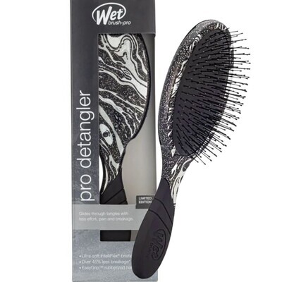 Wet Brush Pro Detangler - Black and Silver