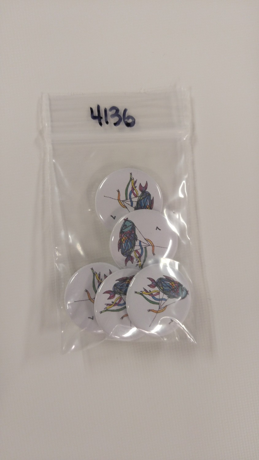Button - 7 Kite