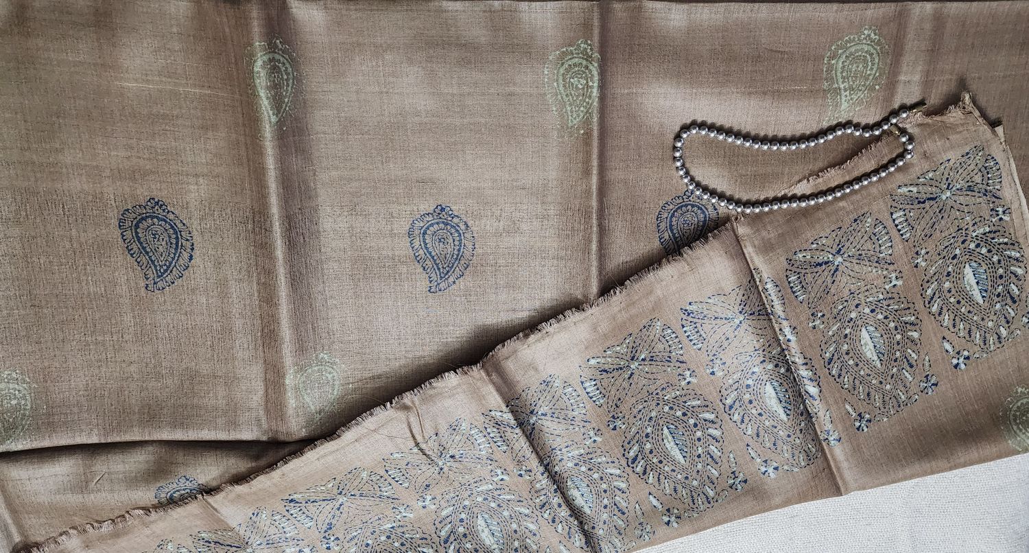 Ash gray Kerri print kurta dupatta set