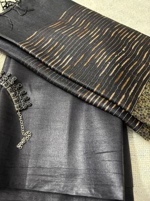 Black Solid kurta with crafted woven dupatta