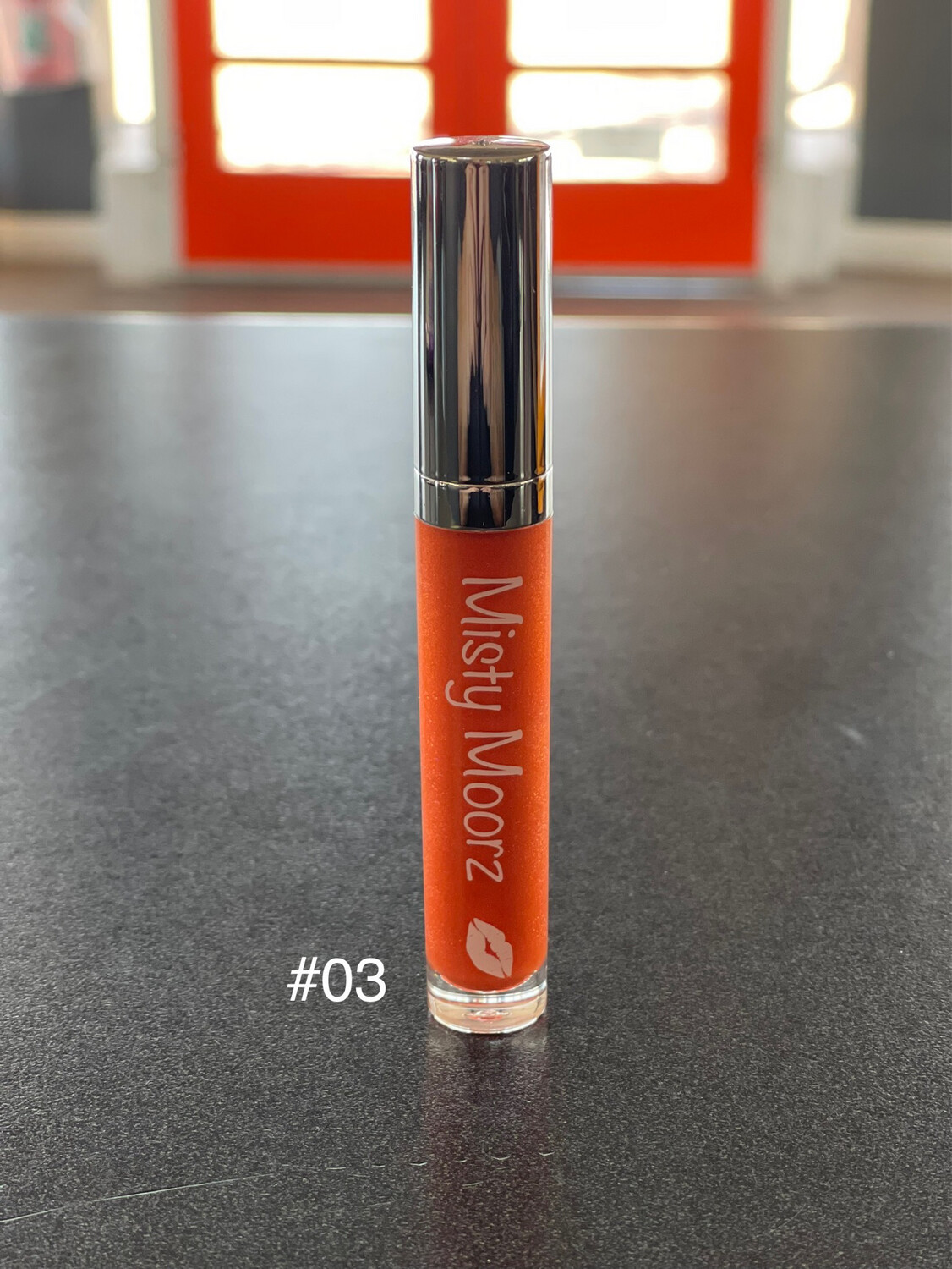 Misty Moorz Lipgloss No.03 Coral With Shimmer
