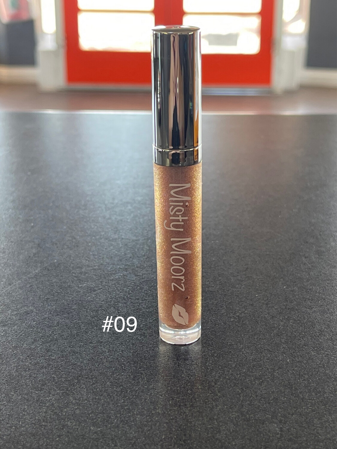 Misty Moorz Lipgloss No.09 Light Nude with Pink/Purple Shimmer