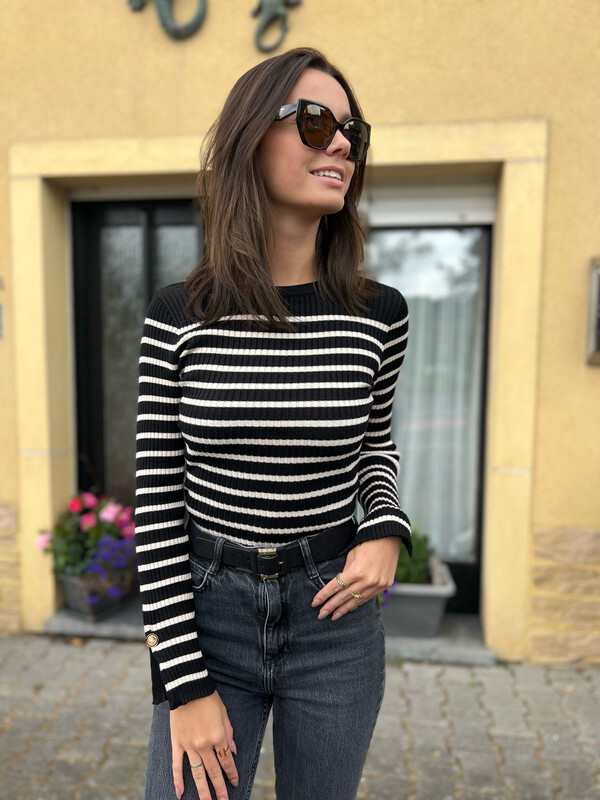 Pull « HANNA »