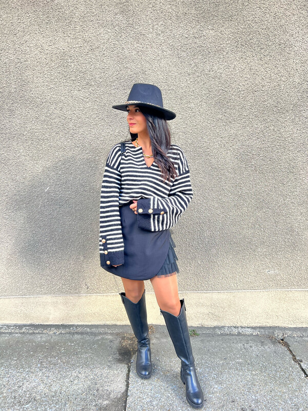 Pull « LAURINA »