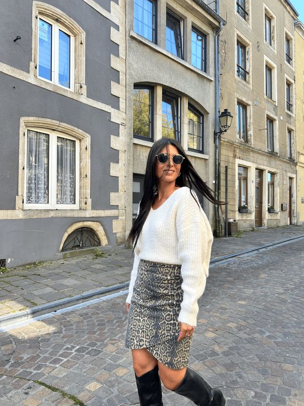 Pull &quot; IZIA&quot;