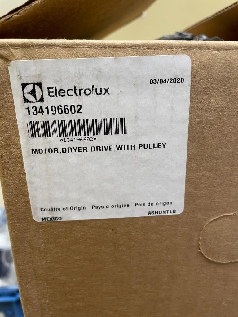 Electrolux 134196602 Dryer Motor Drive With Pulley