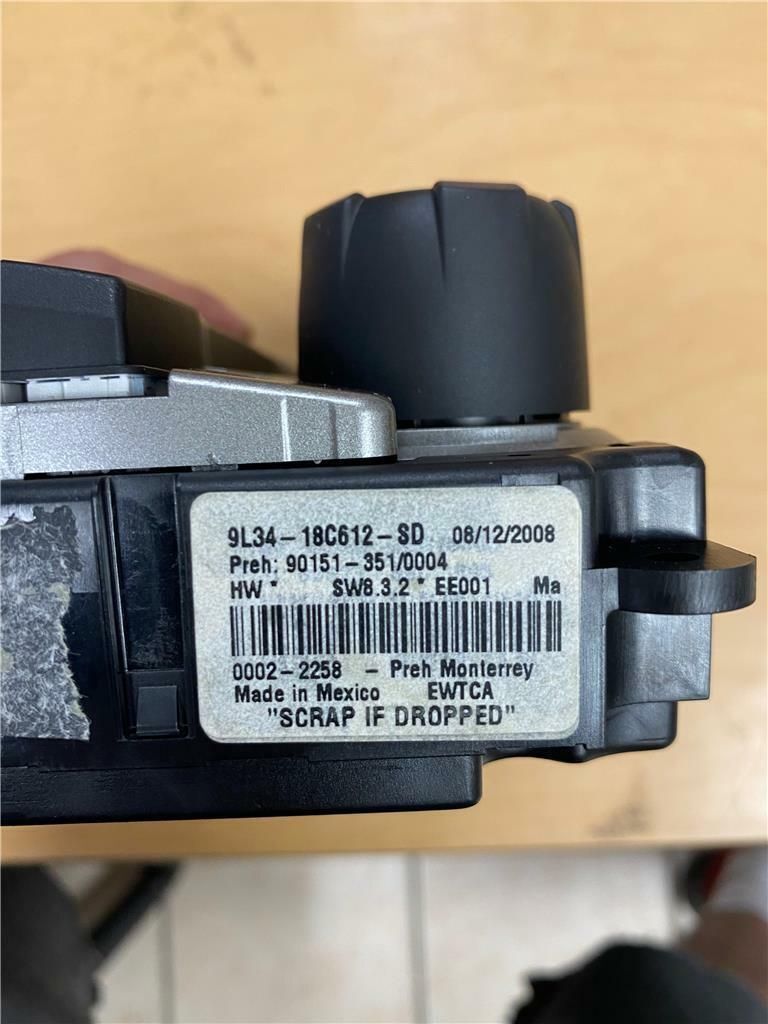 Ford 9l34-18c612-Sd Heater AC Air Temperature Control Unit