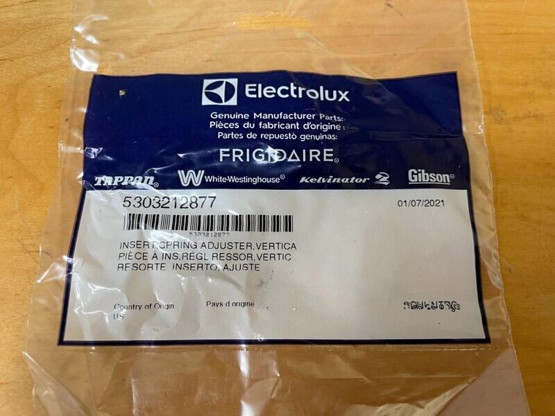 Genuine Electrolux 5303212877 Vertical Spring Adjuster Insert