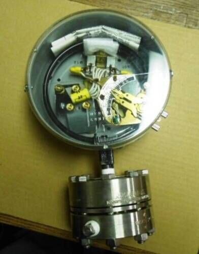 Dwyer Mercoid DA-921-152-12S Tube Pressure Switch, 100-1500 psig NEW OUT OF BOX