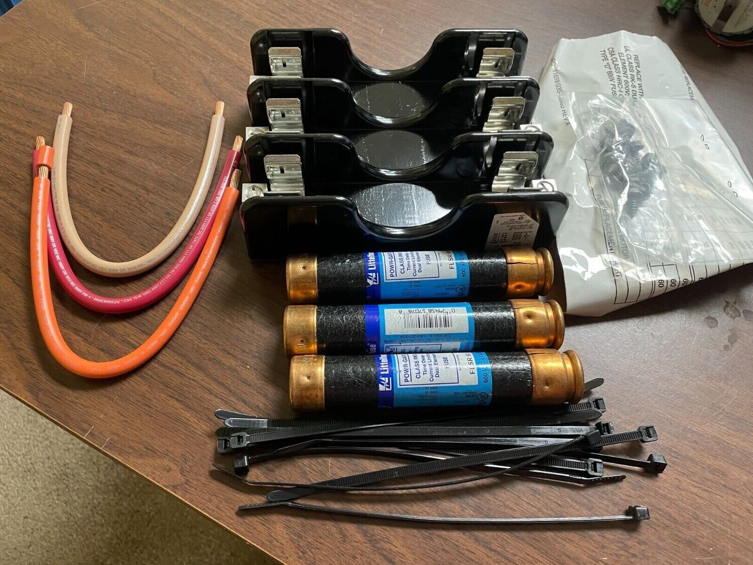 MARATHON R6F60A3B FUSE BLOCK WITH 3 FLSR 60 FUSE KIT