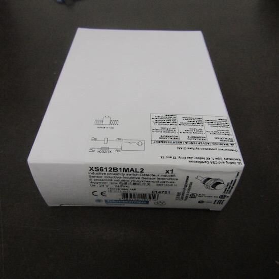Telemecanique XS618B1MAL2 Inductive Proximity Sensor Switch