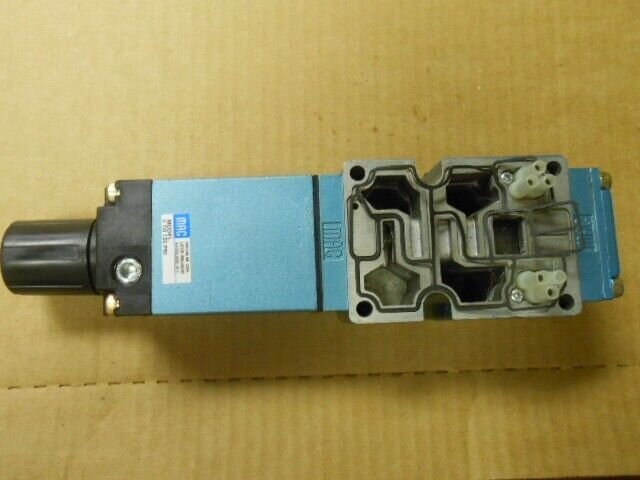 MAC PR63D-21FA AIR HYDRO POWER REGULATOR NEW OPEN BOX