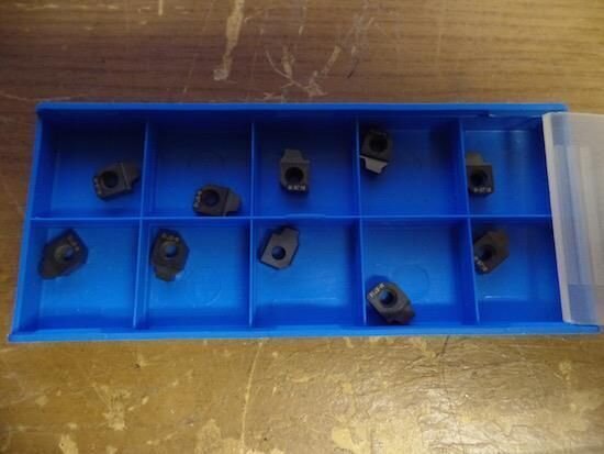LOT OF 10 JOINT PRODUCT TECHNOLOGY M-8718 TOOL INSERTS