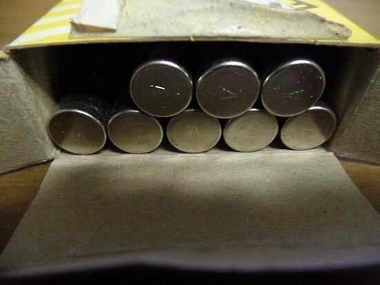 LOT OF 8 BUSSMAN BUSS FUSES FNQ-1/2 TRON FUSE