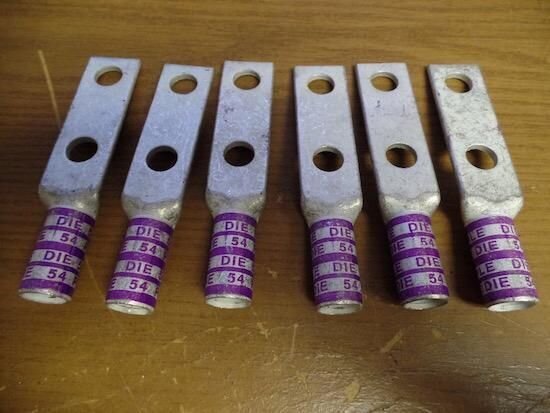 LOT OF 6 THOMAS & BETTS 4/0 200 N PURPLE COPPER 1/2" STUD LONG LUG