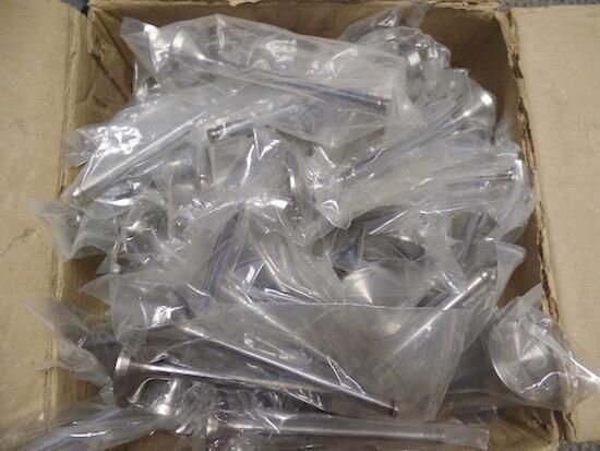 LOT OF 6 PV2654 DODGE MAGNUM ENGINE INTAKE EX VALVES