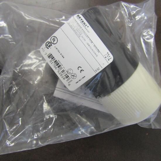 Bryant 7314 20 Amp Locking Connector Nylon 125/250v 3 Pole 3 Wire Non Grounding