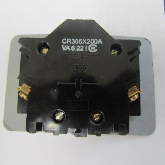 GE AUX CONTACT KIT CR305X200A NEW
